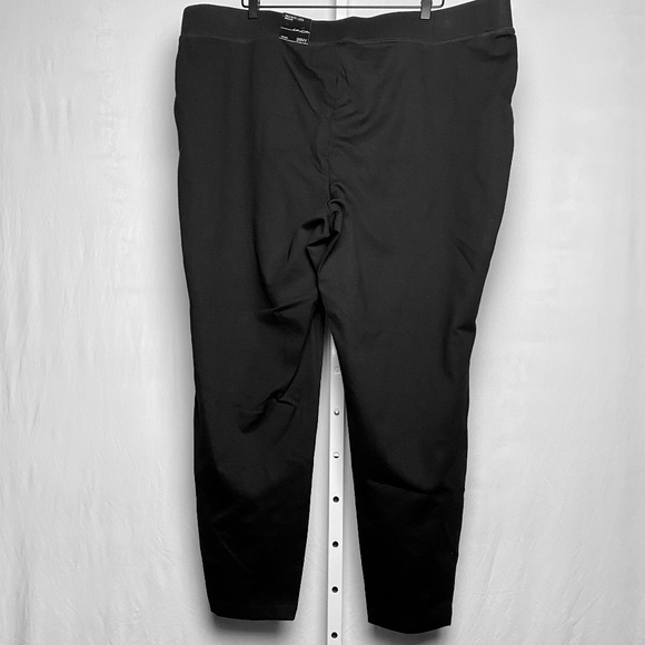 NWT INC International Concepts Plus Size Black Mid Rise Regular Fit Pants 26W - Picture 8 of 8